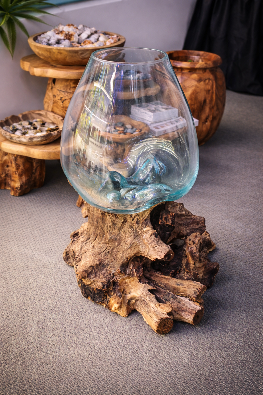 40- 45cm XXL Slump Vase on Driftwood ** LOCAL DELIVERY ONLY