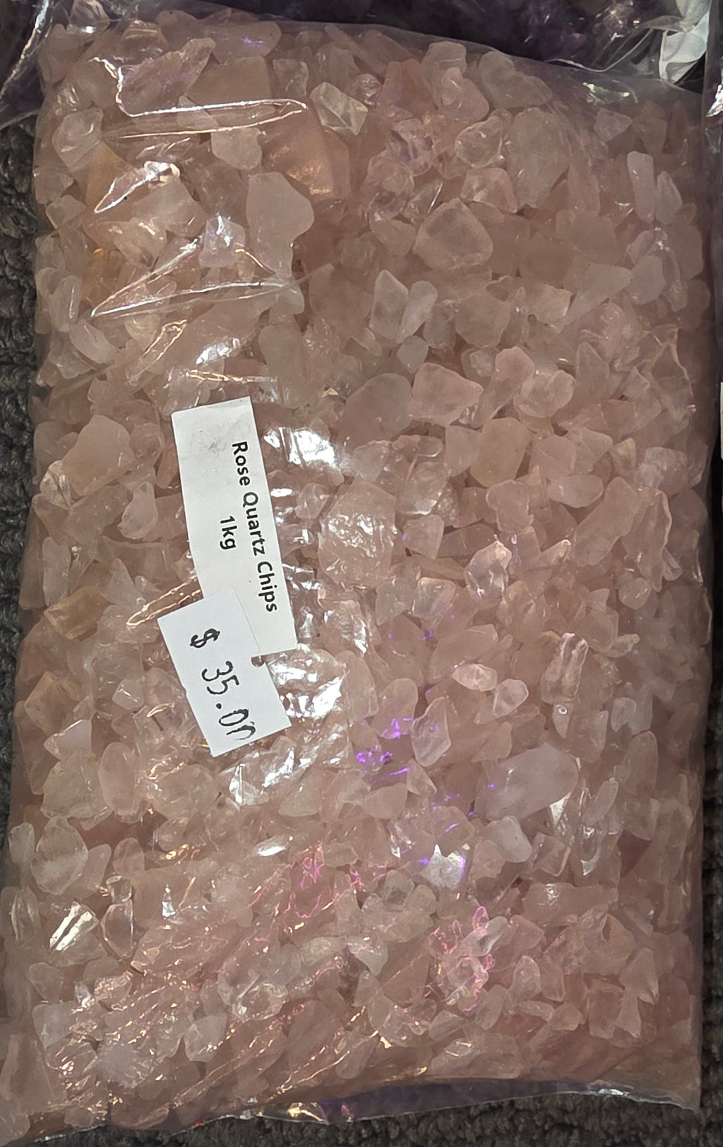 Rose Quartz 1kg bag of chips